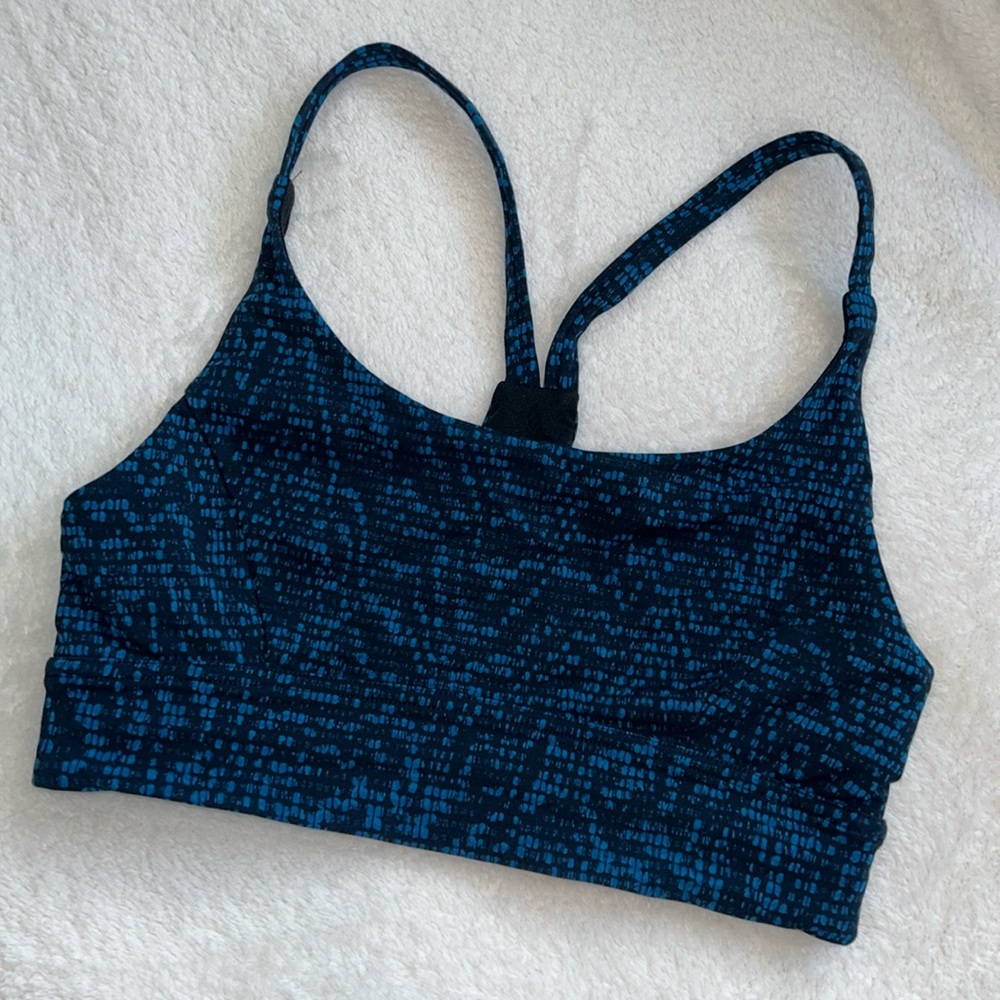 Lululemon sports bra!